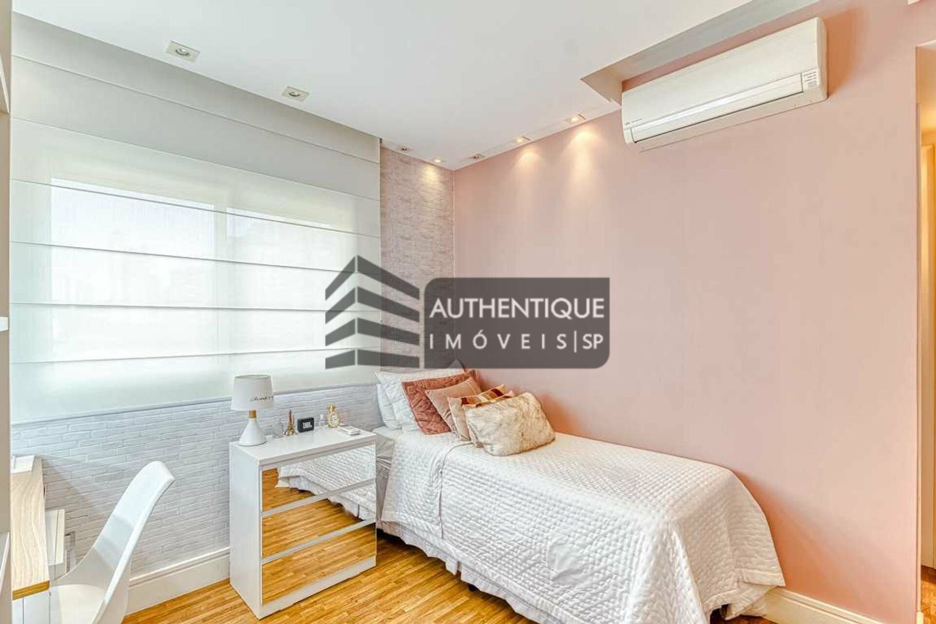 Apartamento à venda com 3 quartos, 225m² - Foto 28