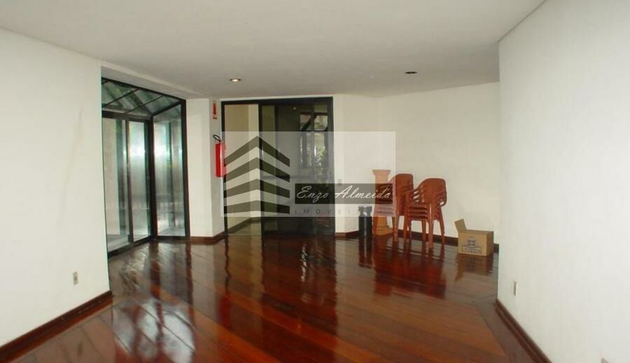 Apartamento à venda com 4 quartos, 200m² - Foto 6