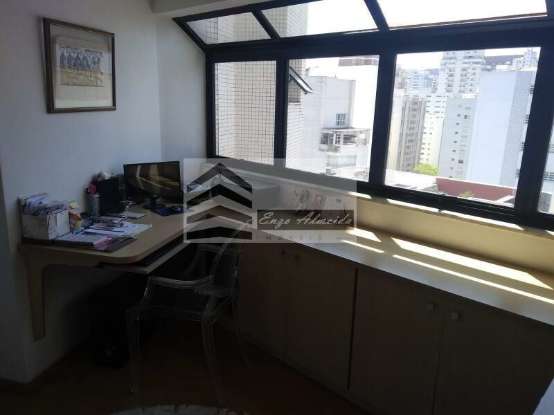 Apartamento à venda com 4 quartos, 200m² - Foto 27