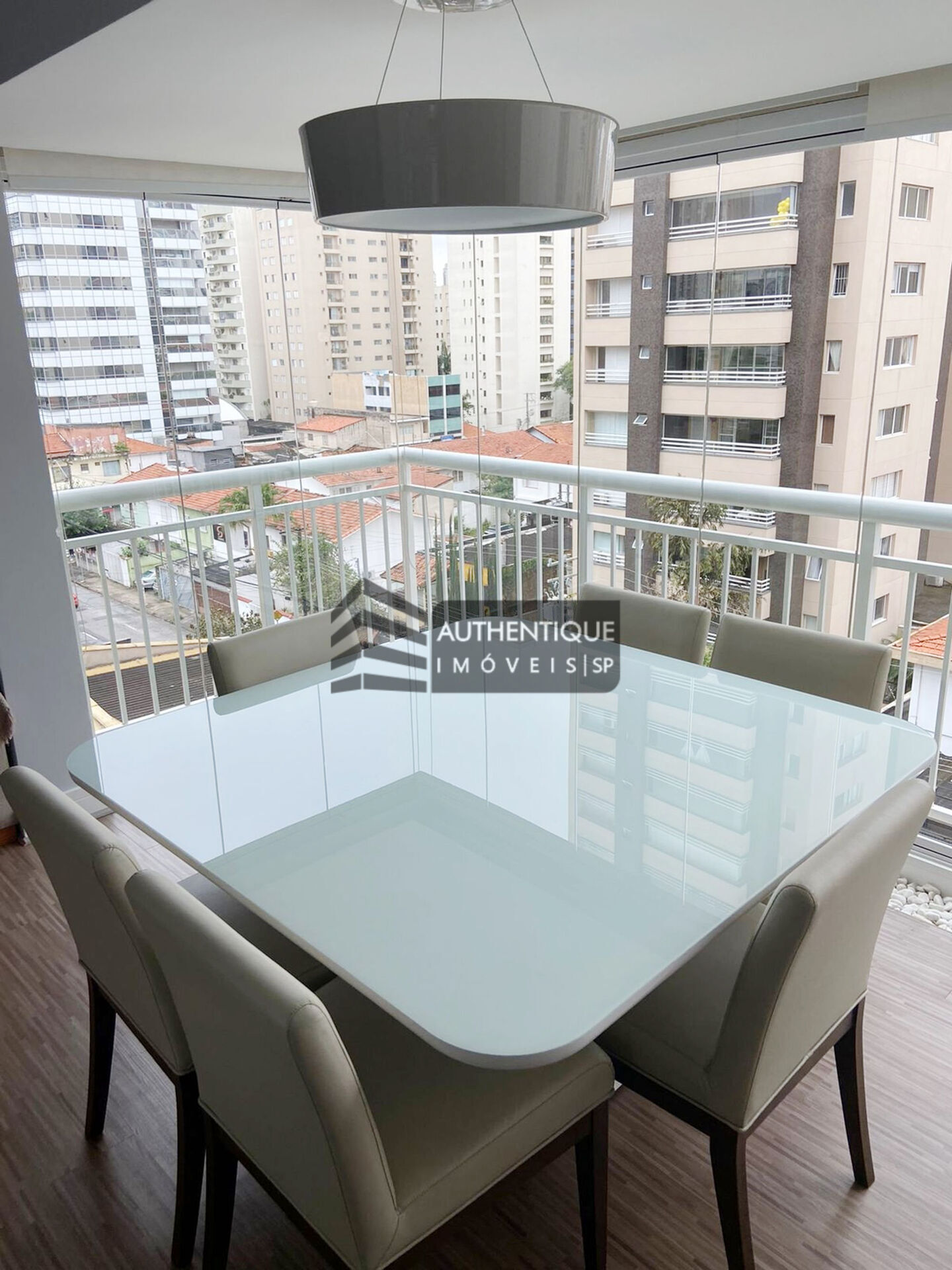 Apartamento à venda com 3 quartos, 105m² - Foto 2