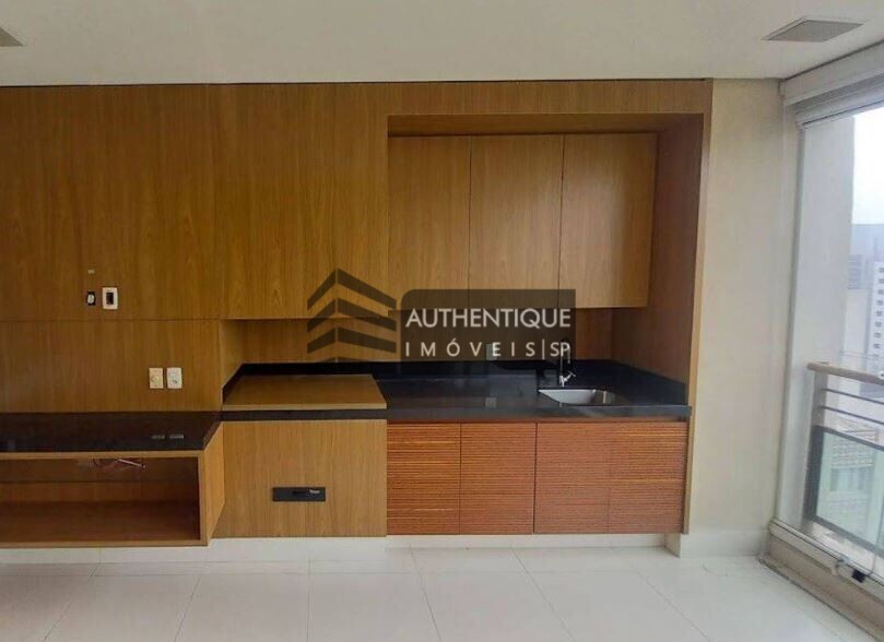 Apartamento à venda com 3 quartos, 240m² - Foto 11