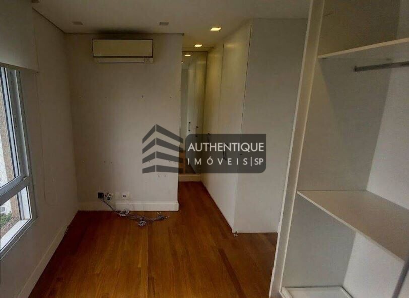 Apartamento à venda com 3 quartos, 240m² - Foto 19