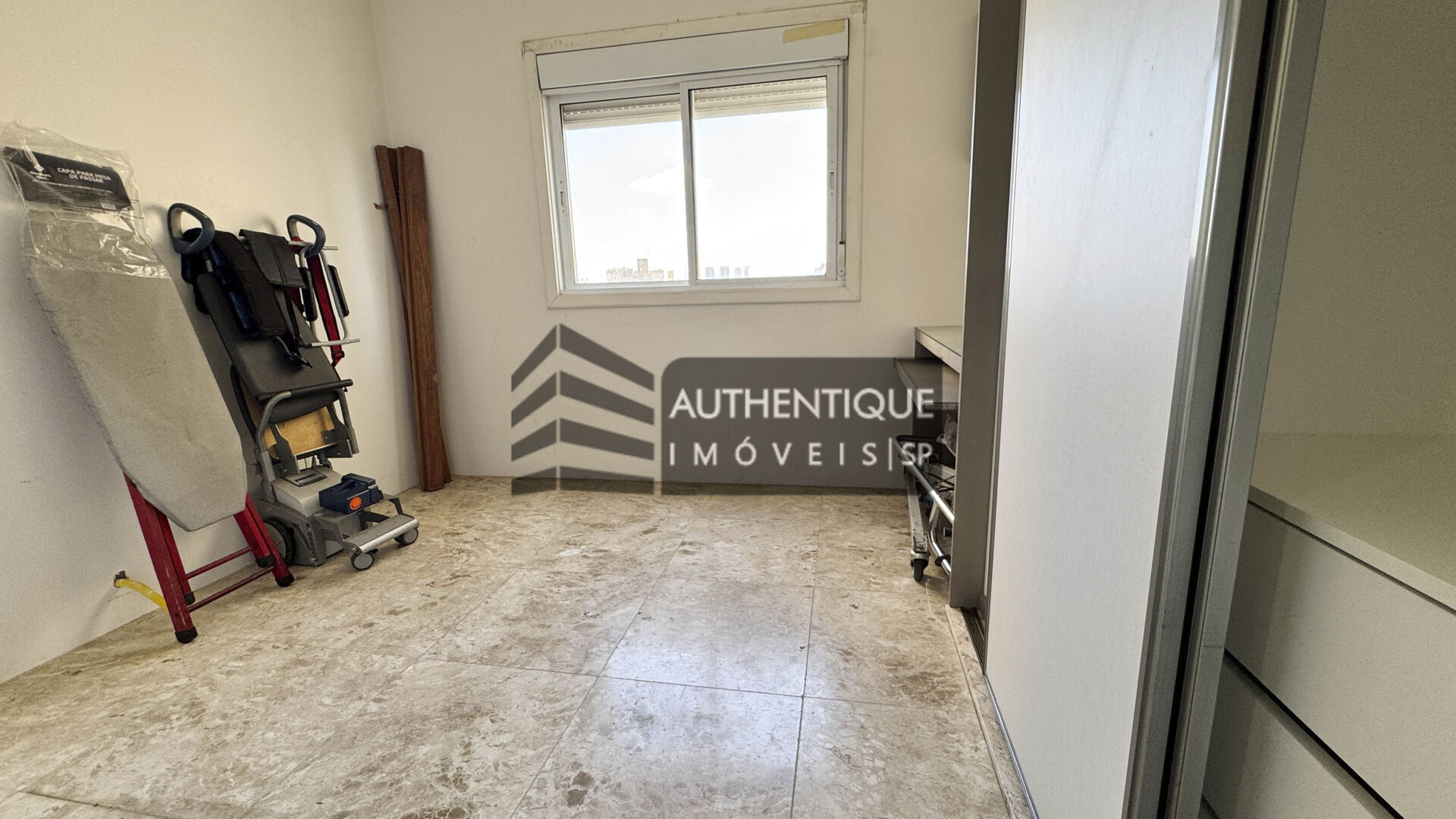 Apartamento à venda com 2 quartos, 80m² - Foto 30
