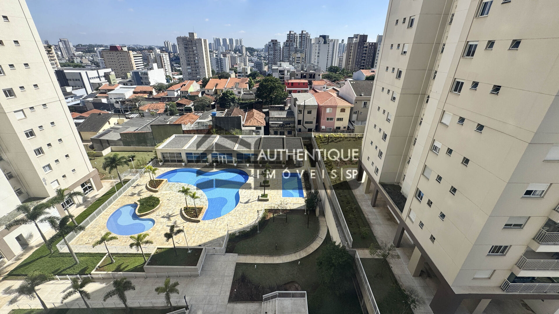 Apartamento à venda com 2 quartos, 80m² - Foto 3