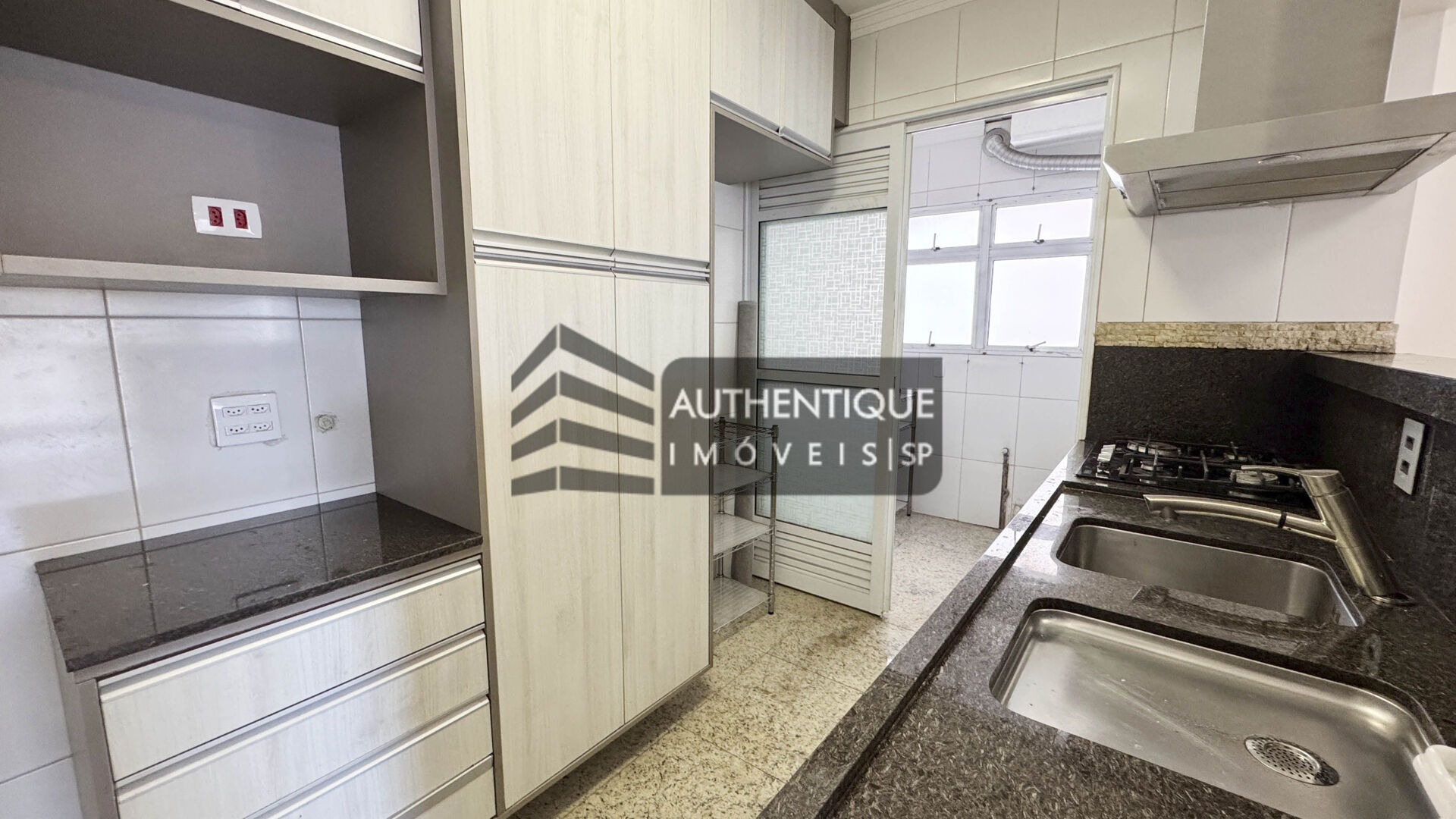 Apartamento à venda com 2 quartos, 80m² - Foto 14