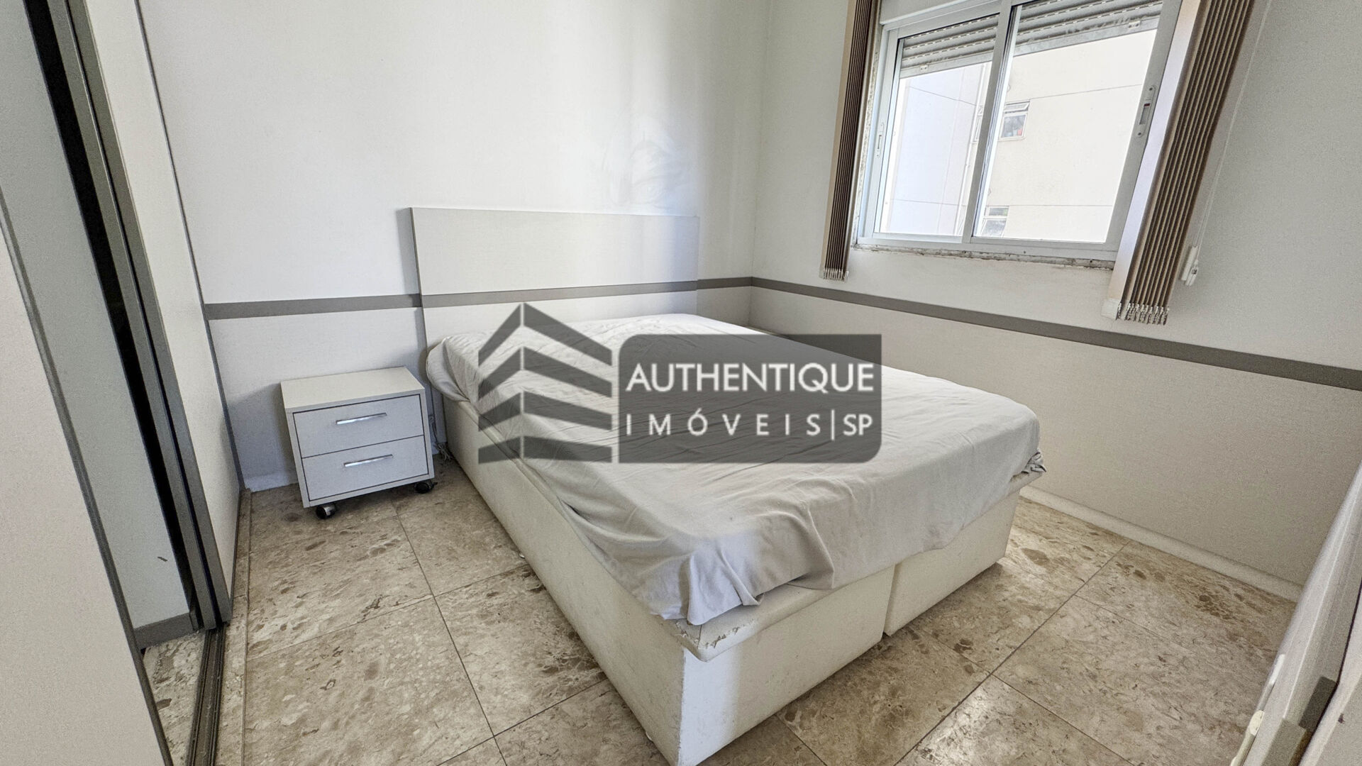 Apartamento à venda com 2 quartos, 80m² - Foto 21