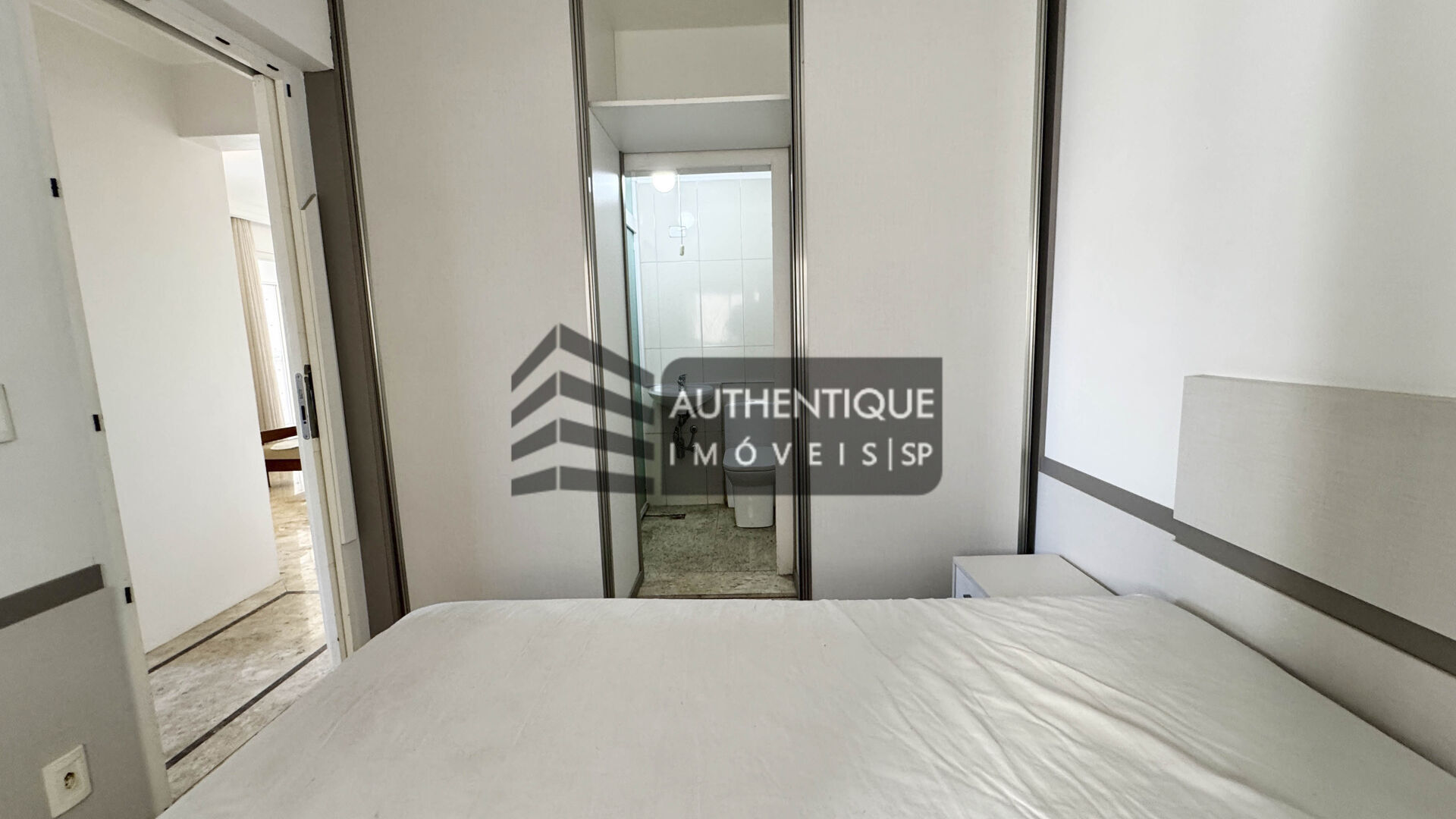 Apartamento à venda com 2 quartos, 80m² - Foto 23