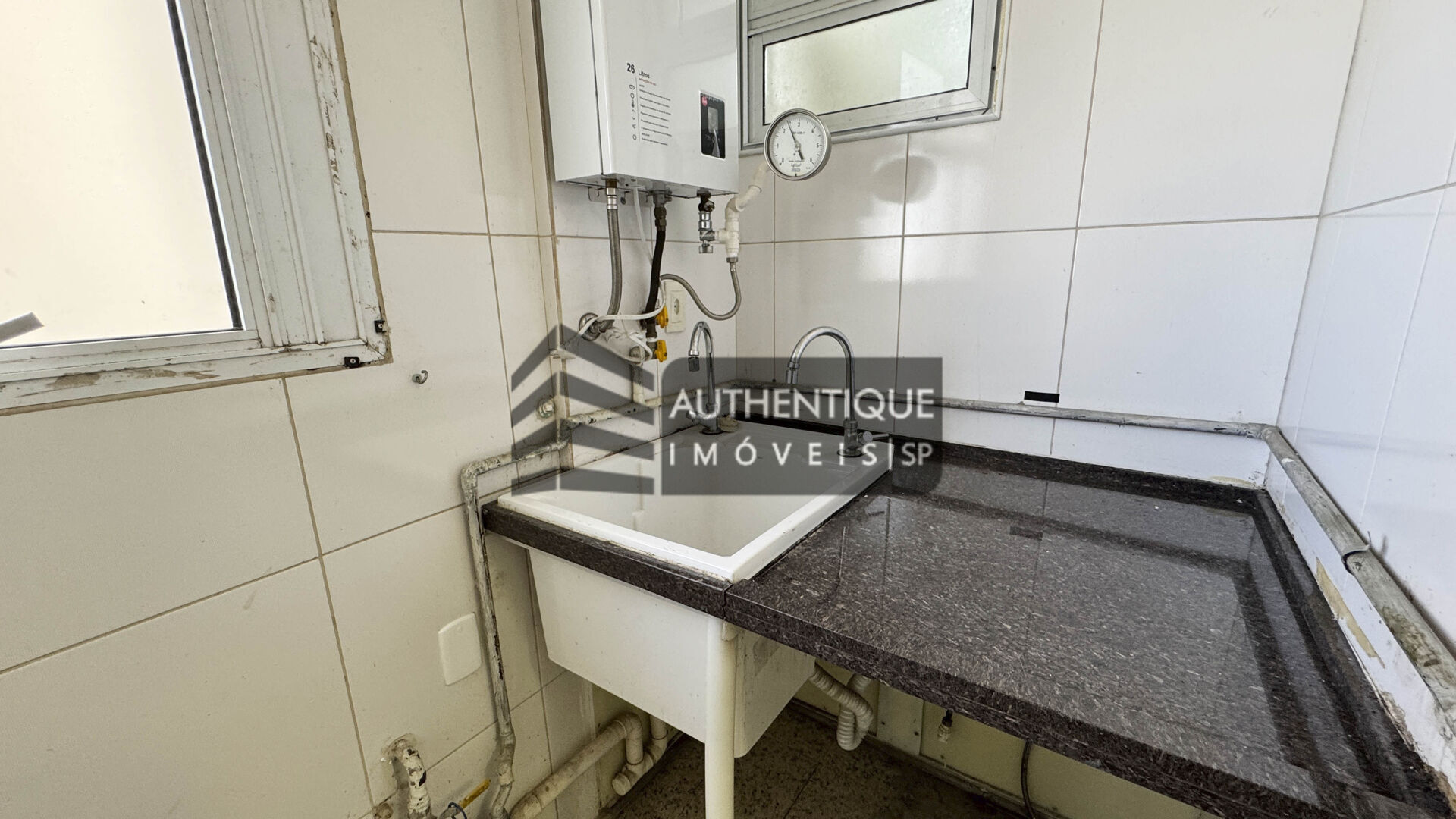 Apartamento à venda com 2 quartos, 80m² - Foto 18