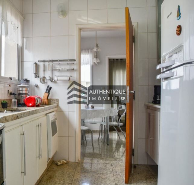 Apartamento à venda com 3 quartos, 180m² - Foto 29