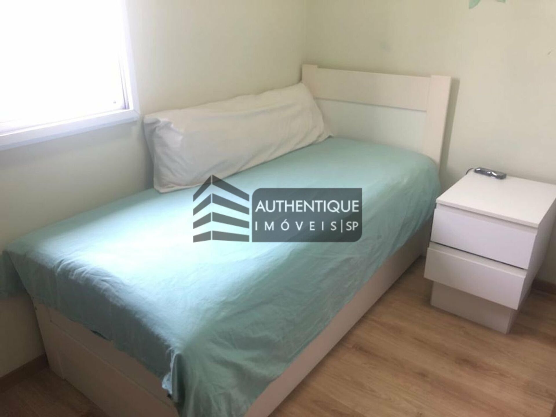 Apartamento à venda com 2 quartos, 75m² - Foto 35