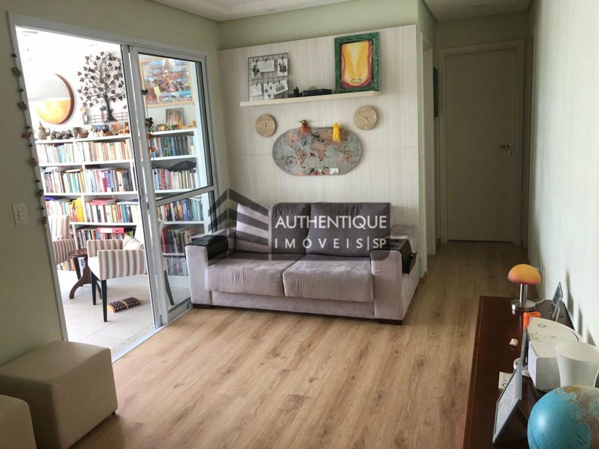 Apartamento à venda com 2 quartos, 75m² - Foto 25