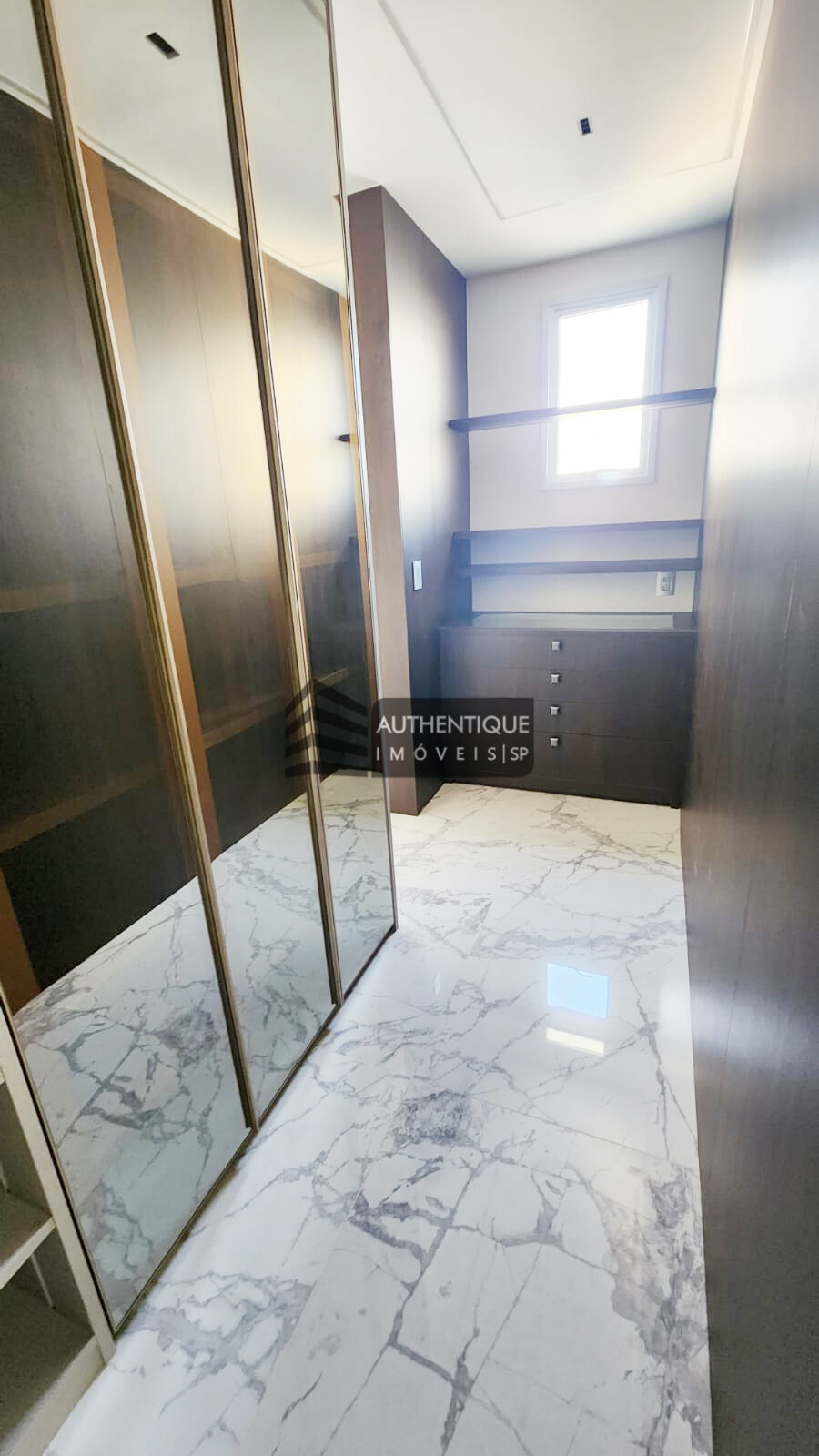 Apartamento à venda com 5 quartos, 288m² - Foto 12