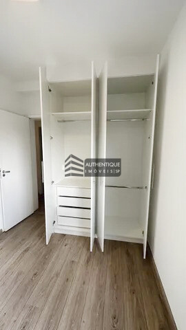 Apartamento à venda com 3 quartos, 145m² - Foto 9