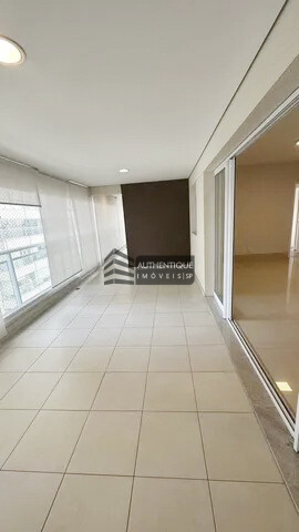 Apartamento à venda com 3 quartos, 145m² - Foto 3