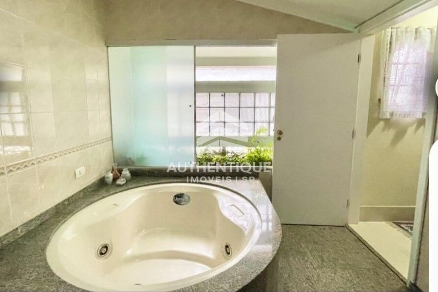 Casa, 4 quartos, 269 m² - Foto 17