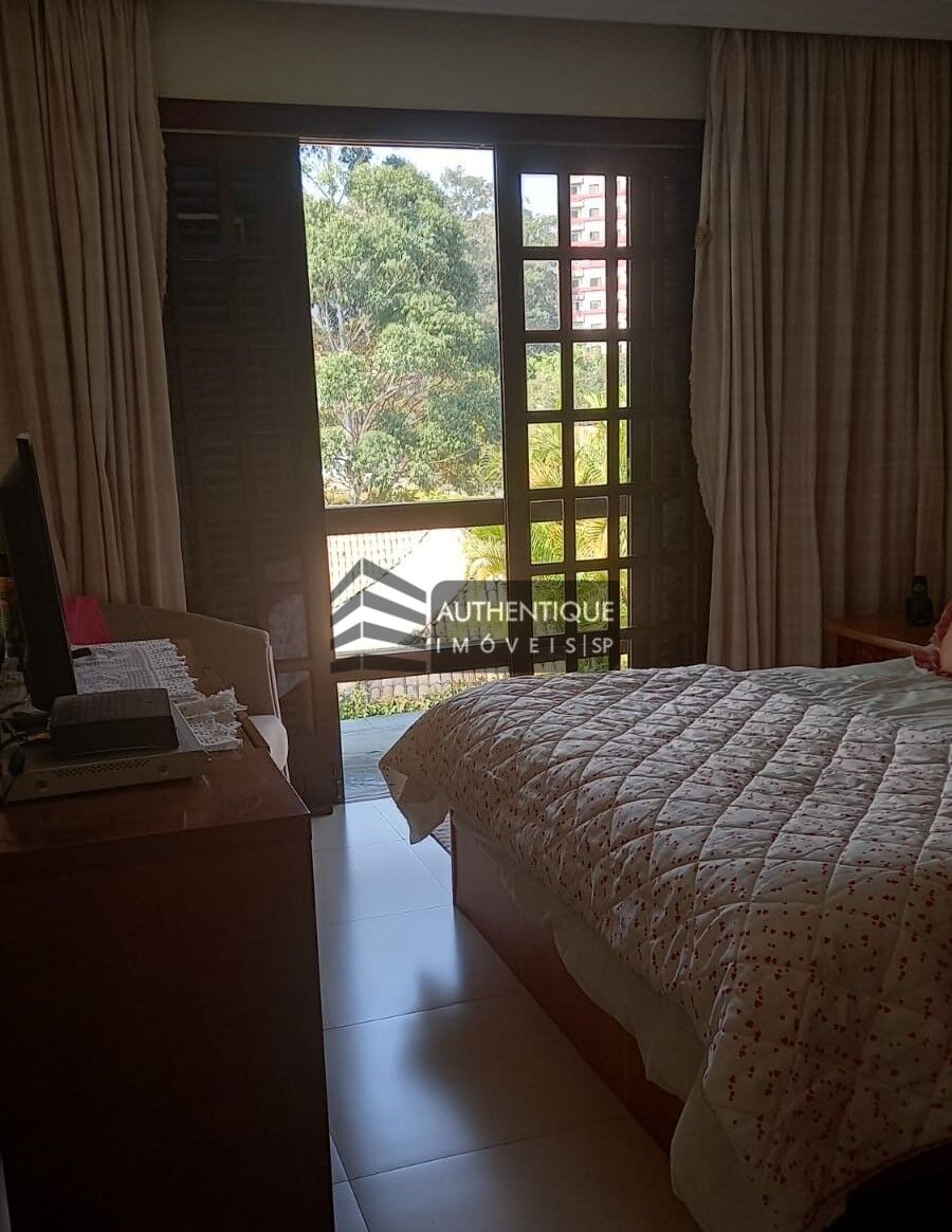 Casa, 4 quartos, 269 m² - Foto 10