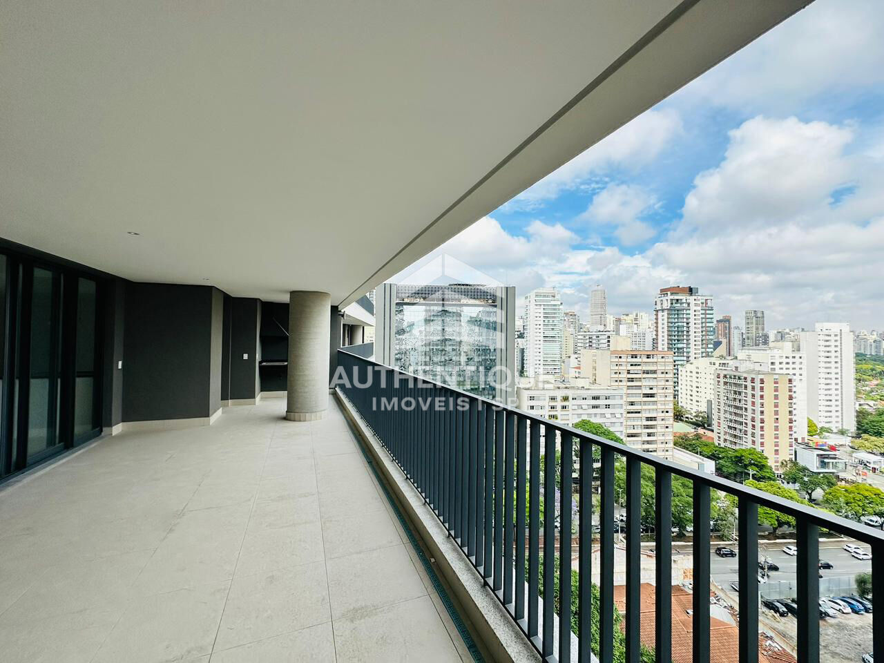 Apartamento, 3 quartos, 178 m² - Foto 1