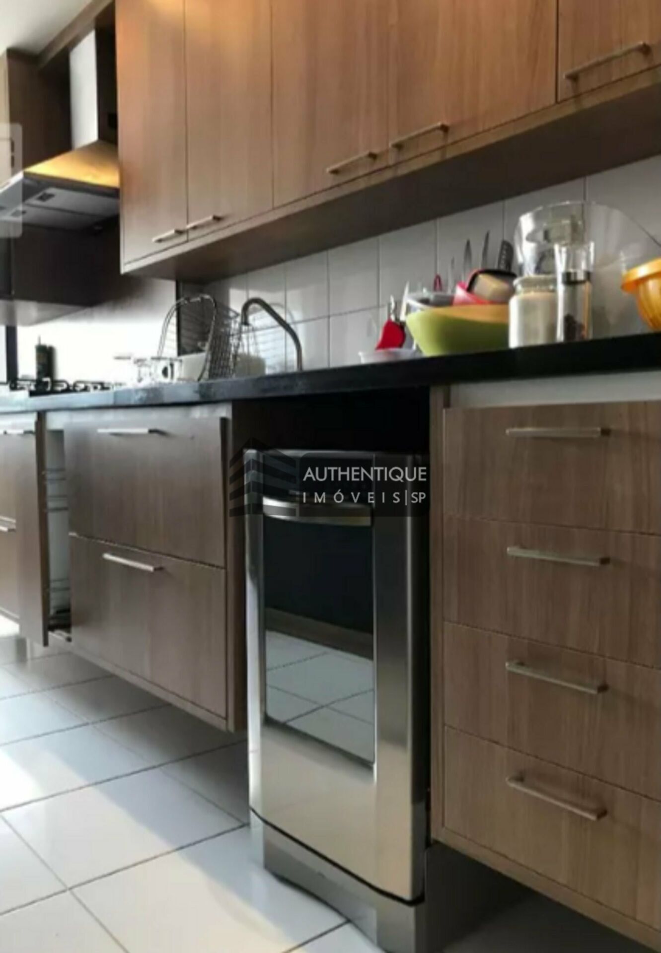 Apartamento à venda com 1 quarto, 104m² - Foto 38