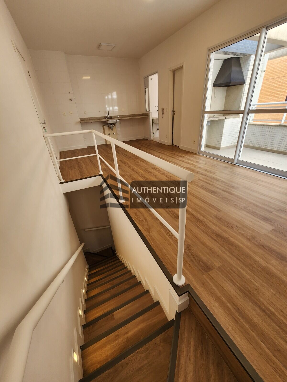 Apartamento à venda com 2 quartos, 81m² - Foto 4