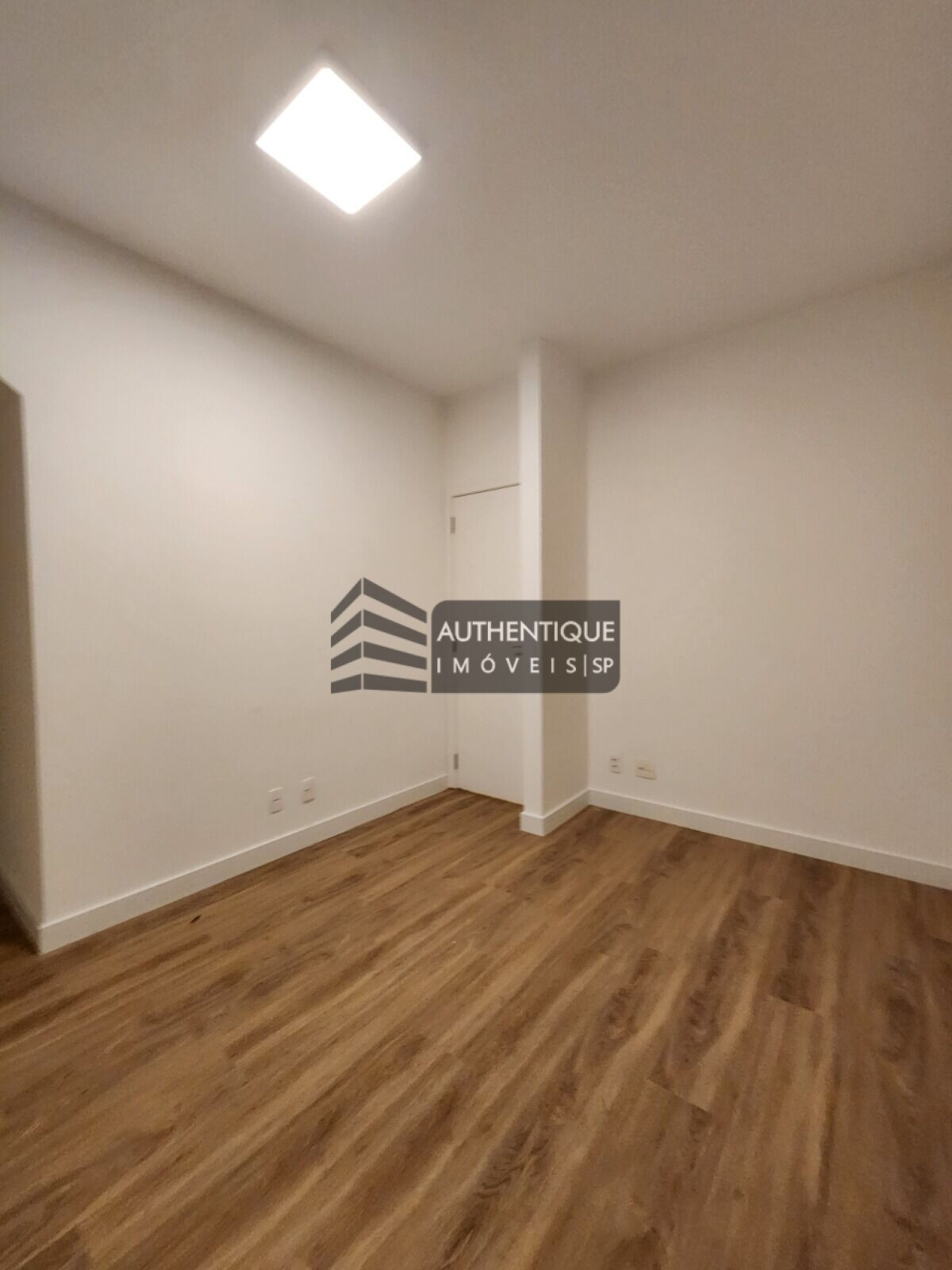 Apartamento à venda com 2 quartos, 81m² - Foto 30