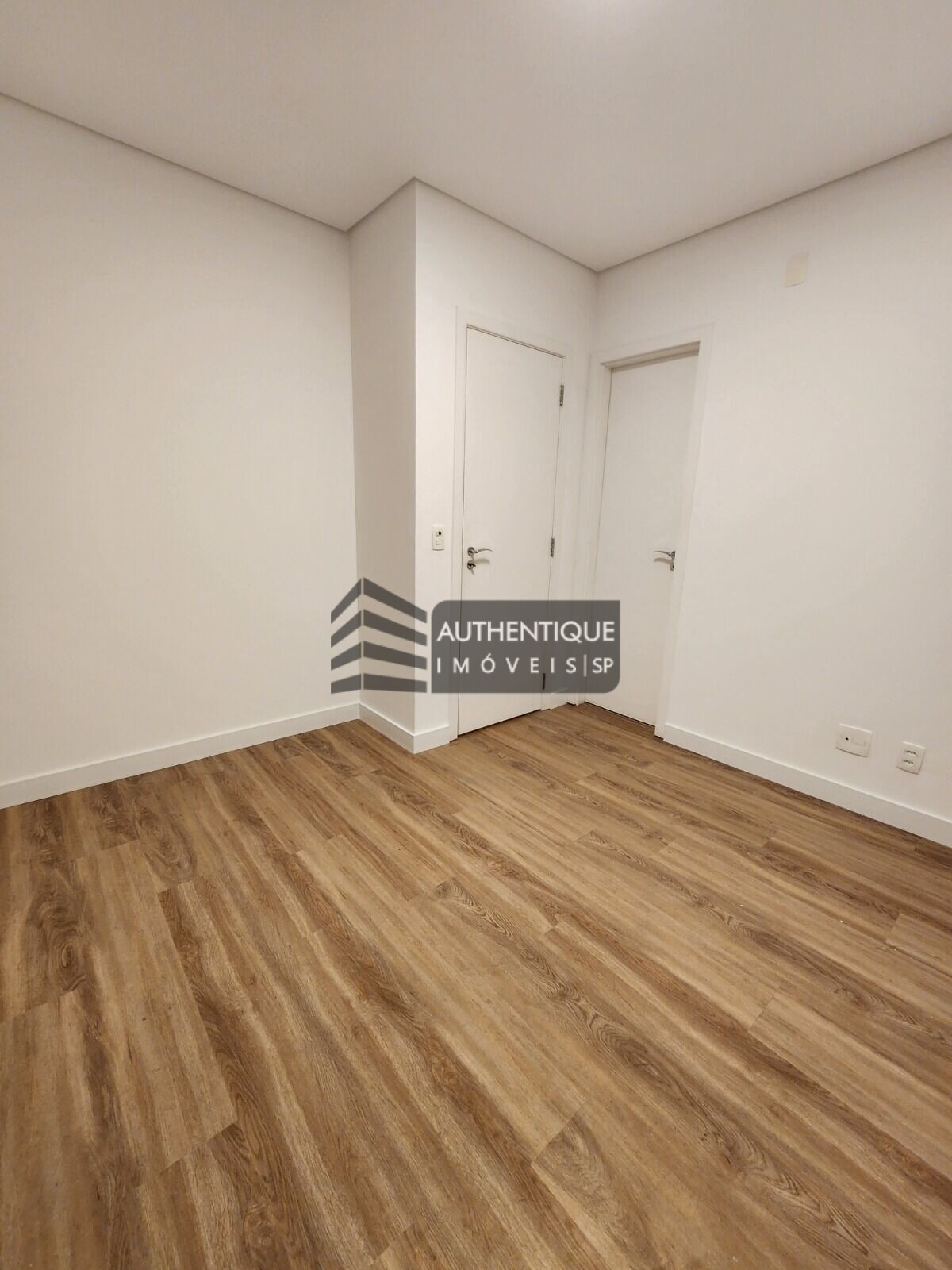 Apartamento à venda com 2 quartos, 81m² - Foto 13