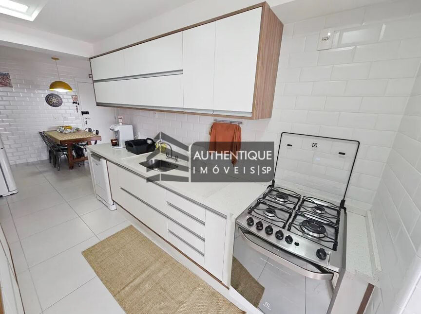 Apartamento à venda com 3 quartos, 149m² - Foto 13