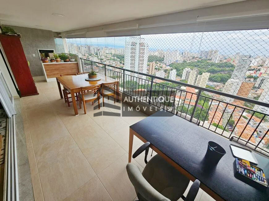 Apartamento à venda com 3 quartos, 149m² - Foto 1