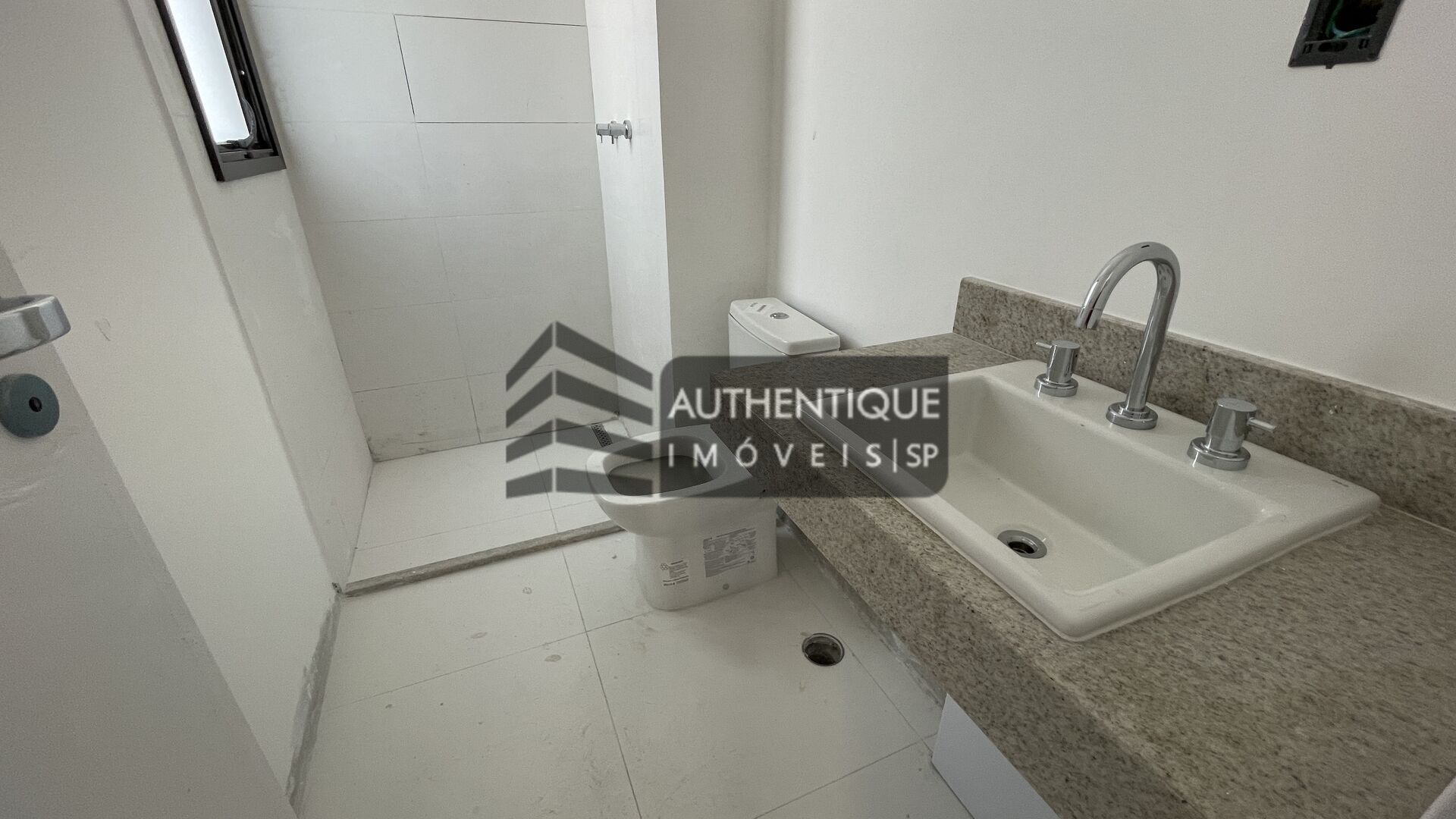 Apartamento à venda com 4 quartos, 230m² - Foto 31