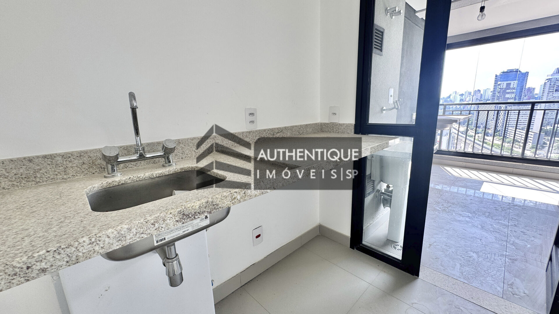 Apartamento à venda com 2 quartos, 94m² - Foto 32