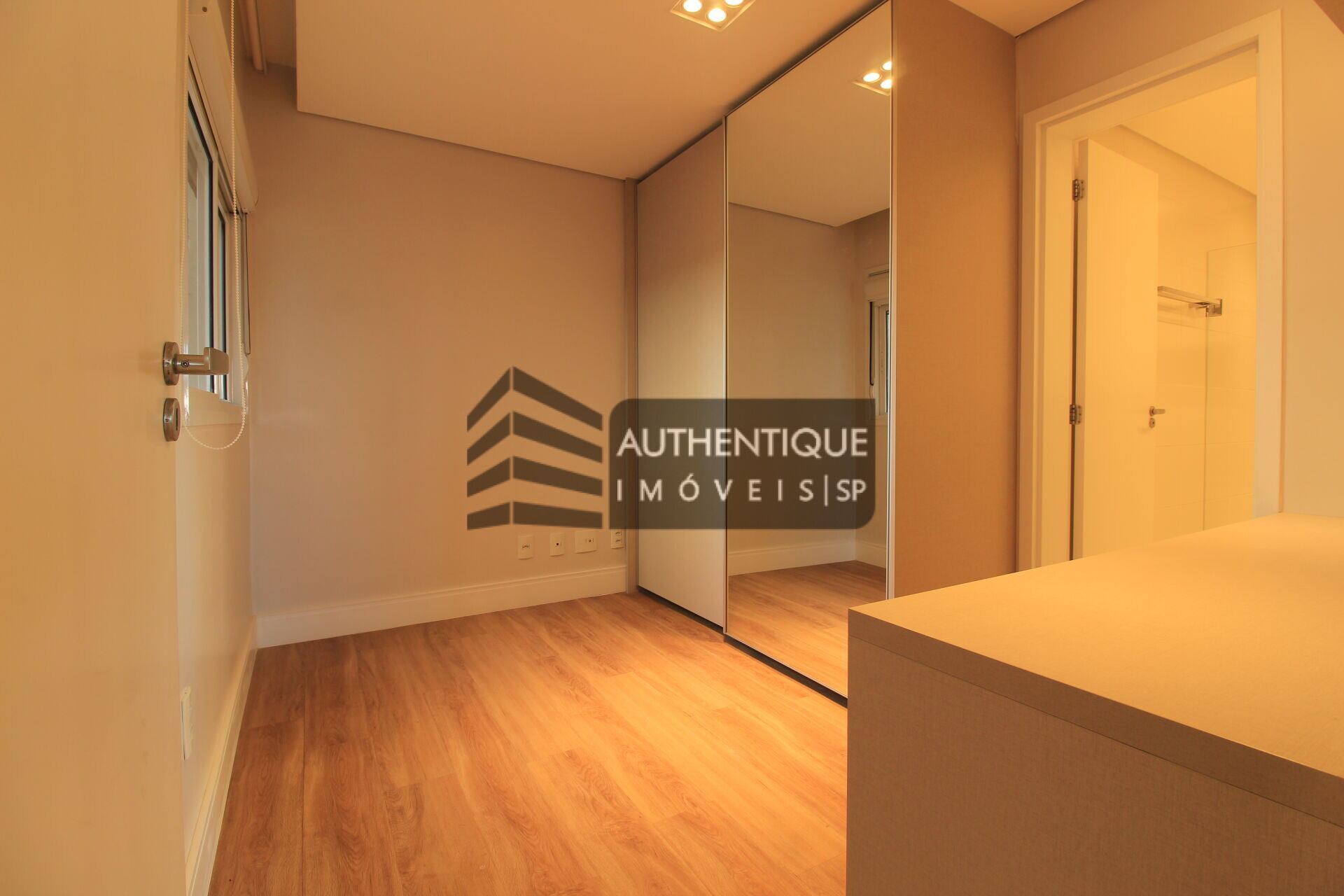 Apartamento à venda com 3 quartos, 130m² - Foto 25