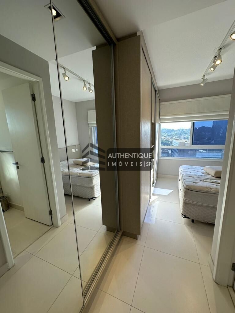 Apartamento à venda com 2 quartos, 69m² - Foto 31