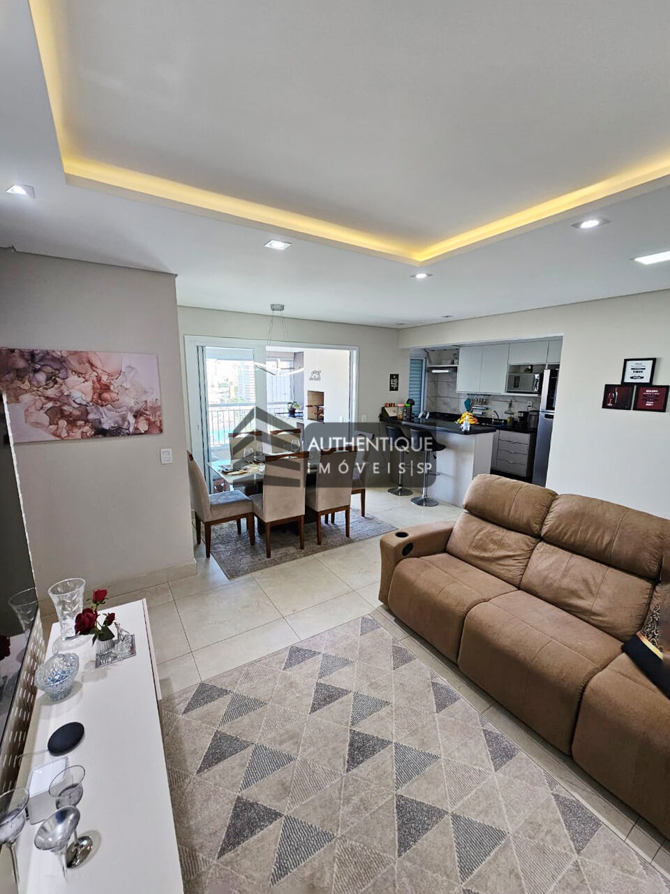 Apartamento, 3 quartos, 100 m² - Foto 1