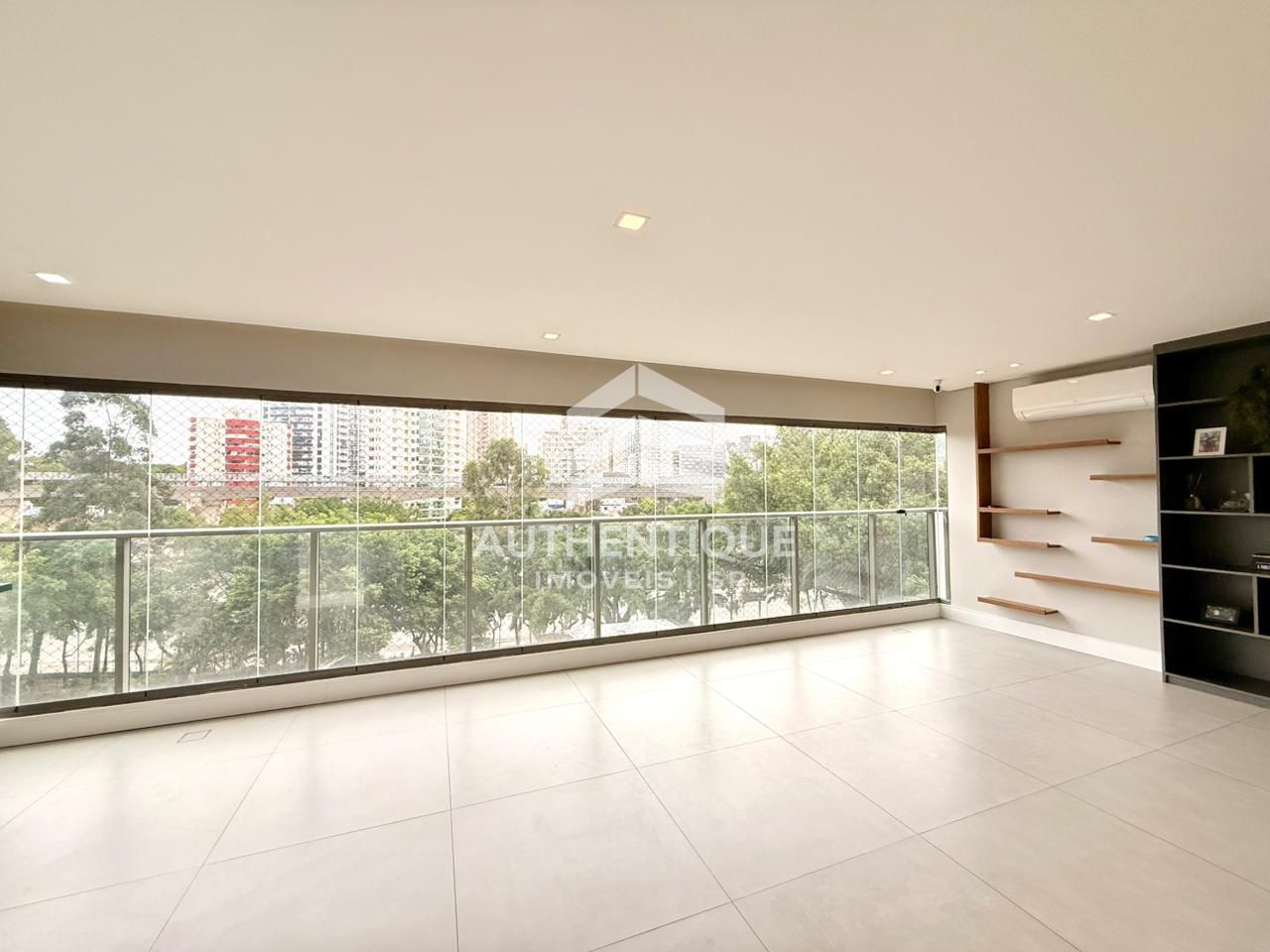 Apartamento, 3 quartos, 143 m² - Foto 1