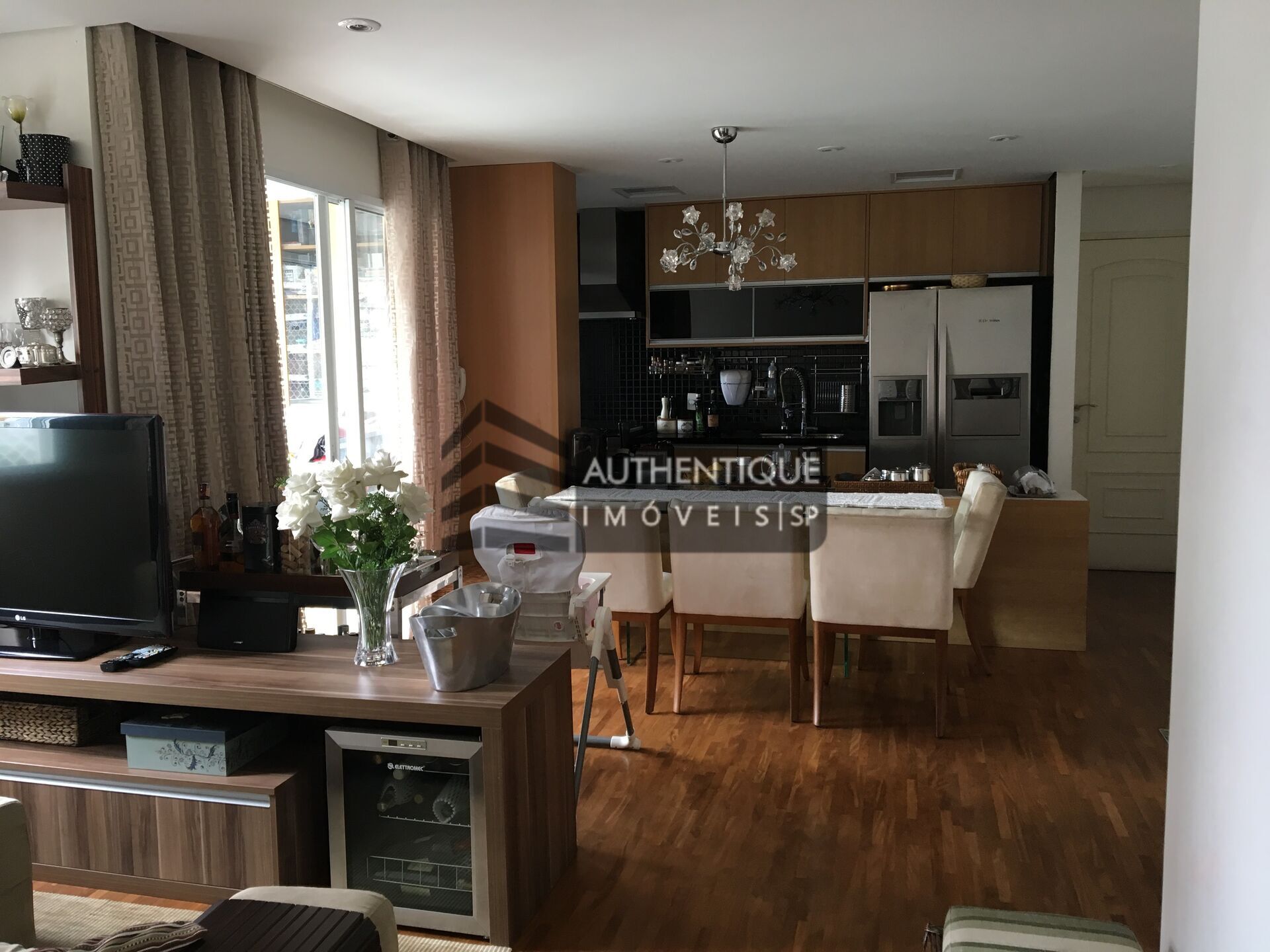 Apartamento à venda com 2 quartos, 71m² - Foto 25