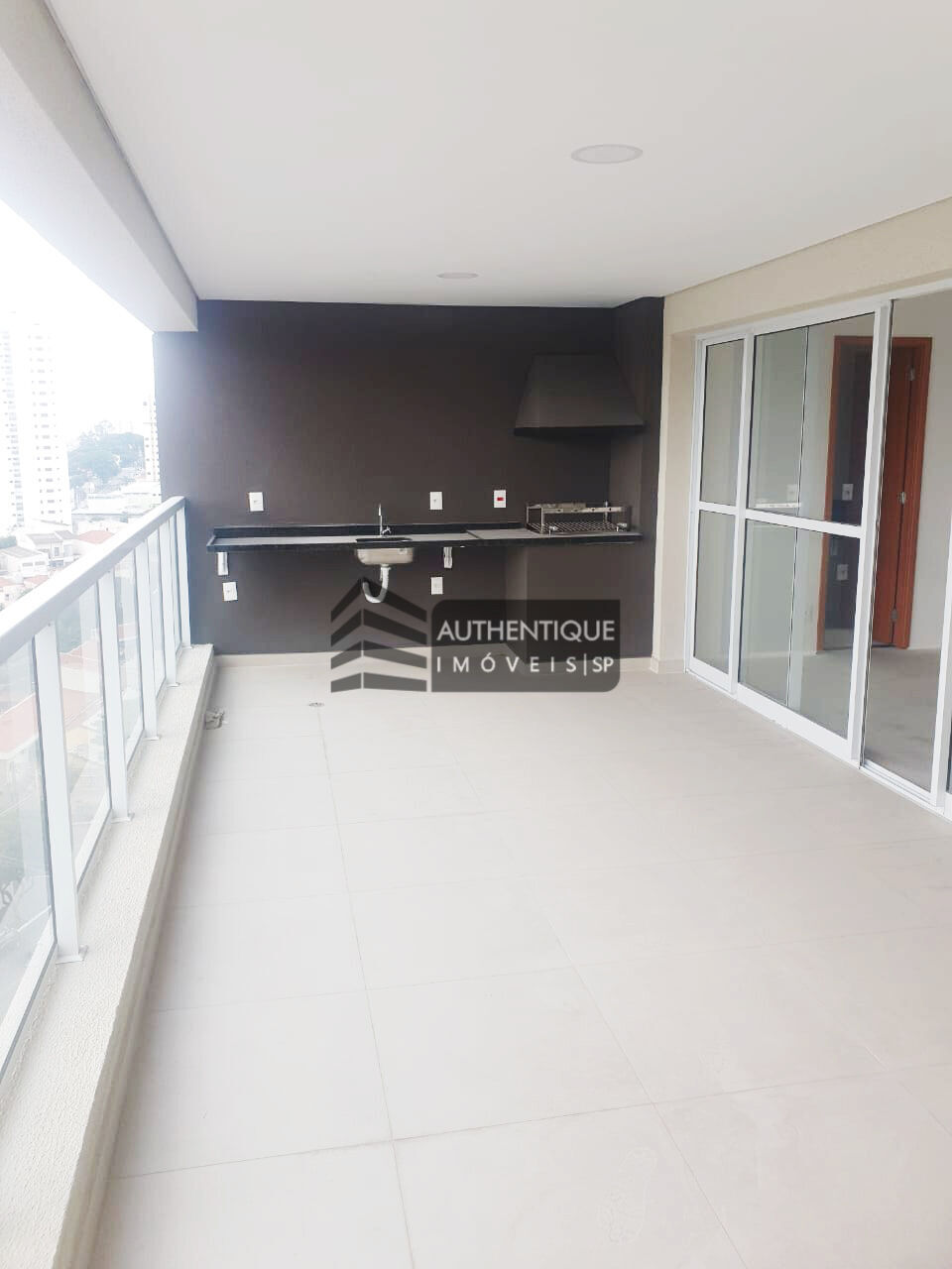 Apartamento à venda com 3 quartos, 134m² - Foto 4