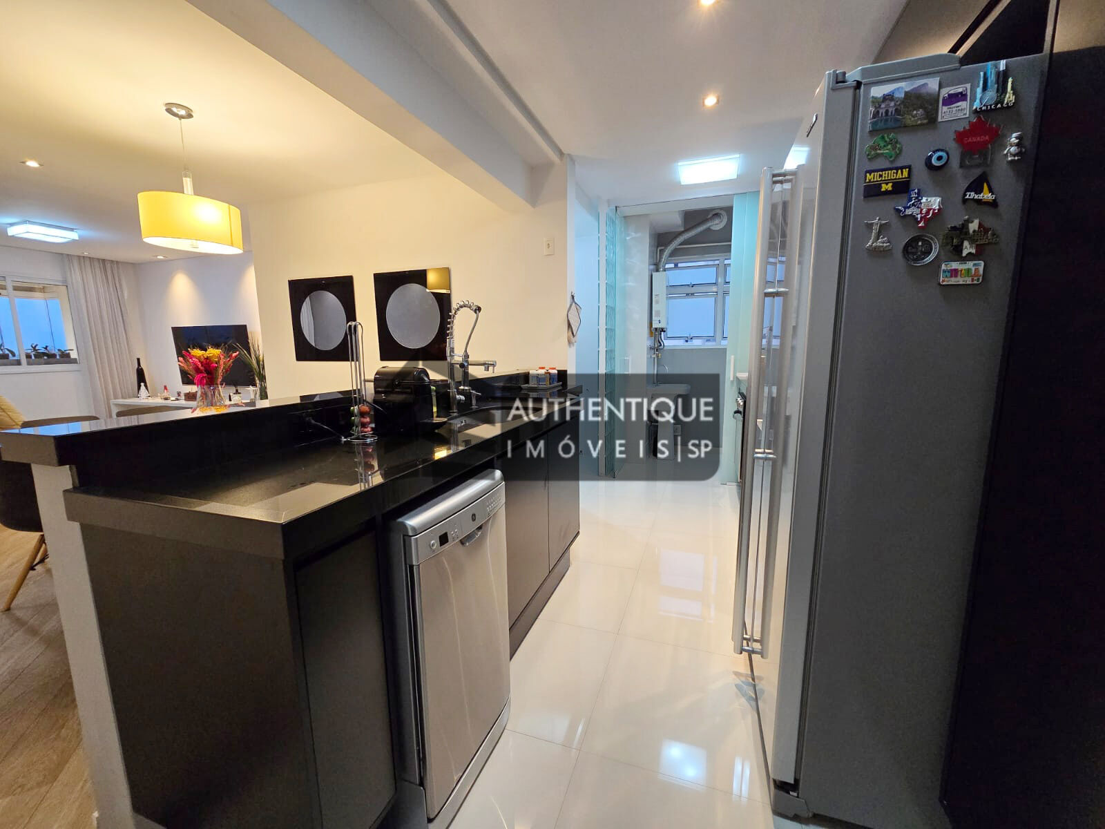 Apartamento à venda com 2 quartos, 104m² - Foto 11