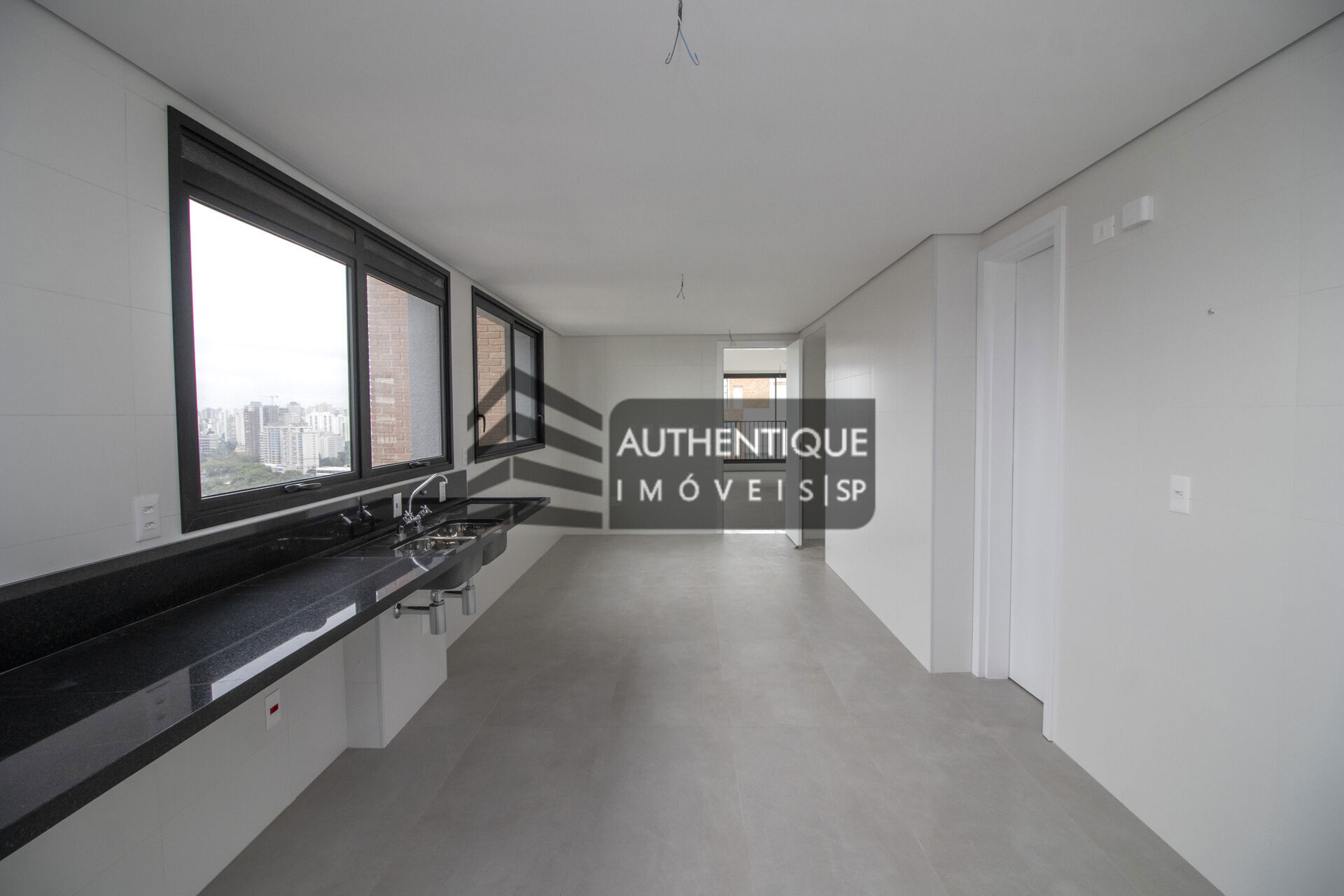 Apartamento à venda com 4 quartos, 375m² - Foto 17