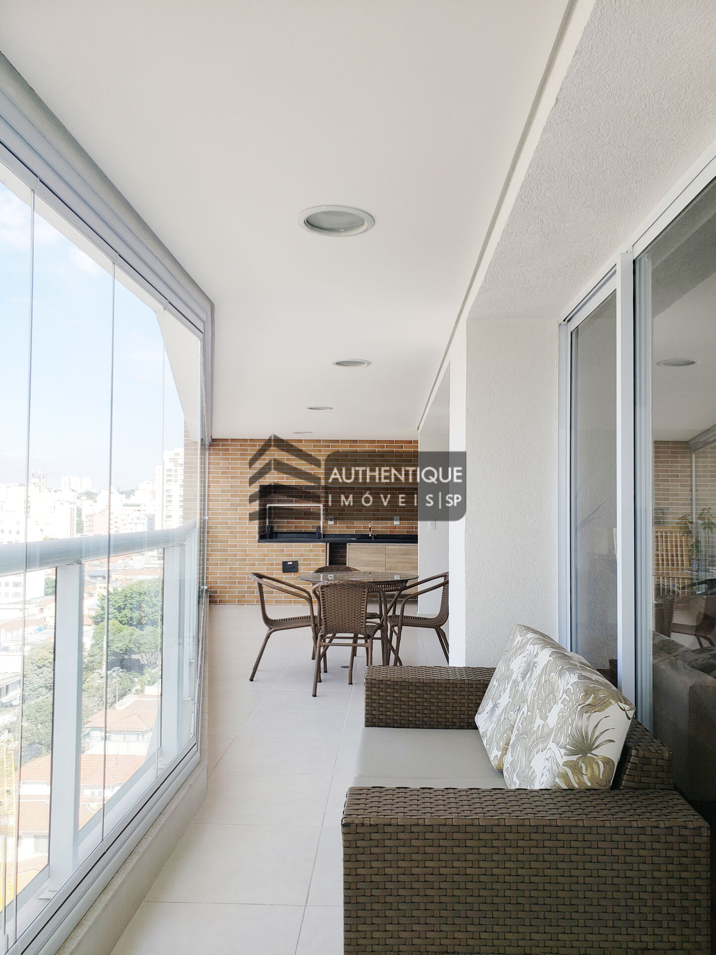 Apartamento à venda com 3 quartos, 143m² - Foto 10