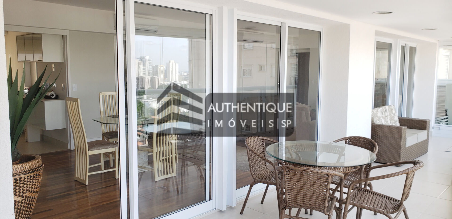 Apartamento à venda com 3 quartos, 143m² - Foto 6