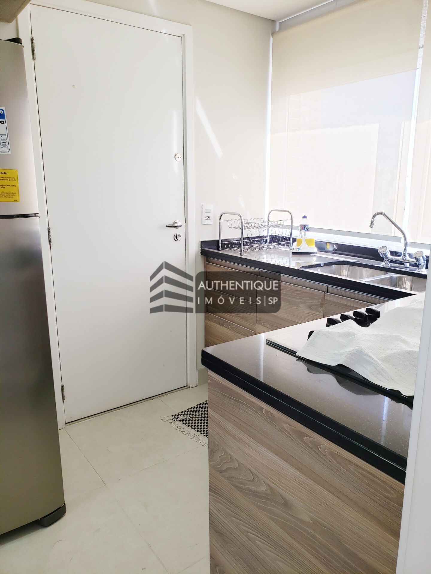 Apartamento à venda com 3 quartos, 143m² - Foto 12