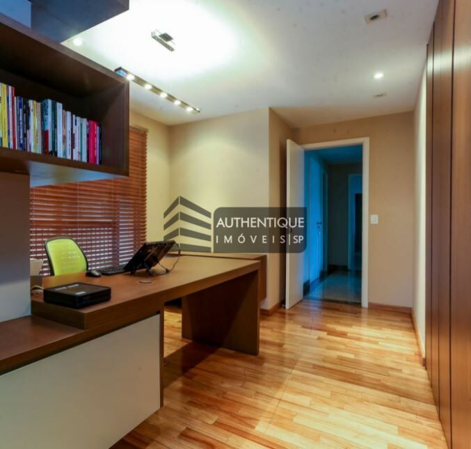 Apartamento à venda com 4 quartos, 212m² - Foto 5