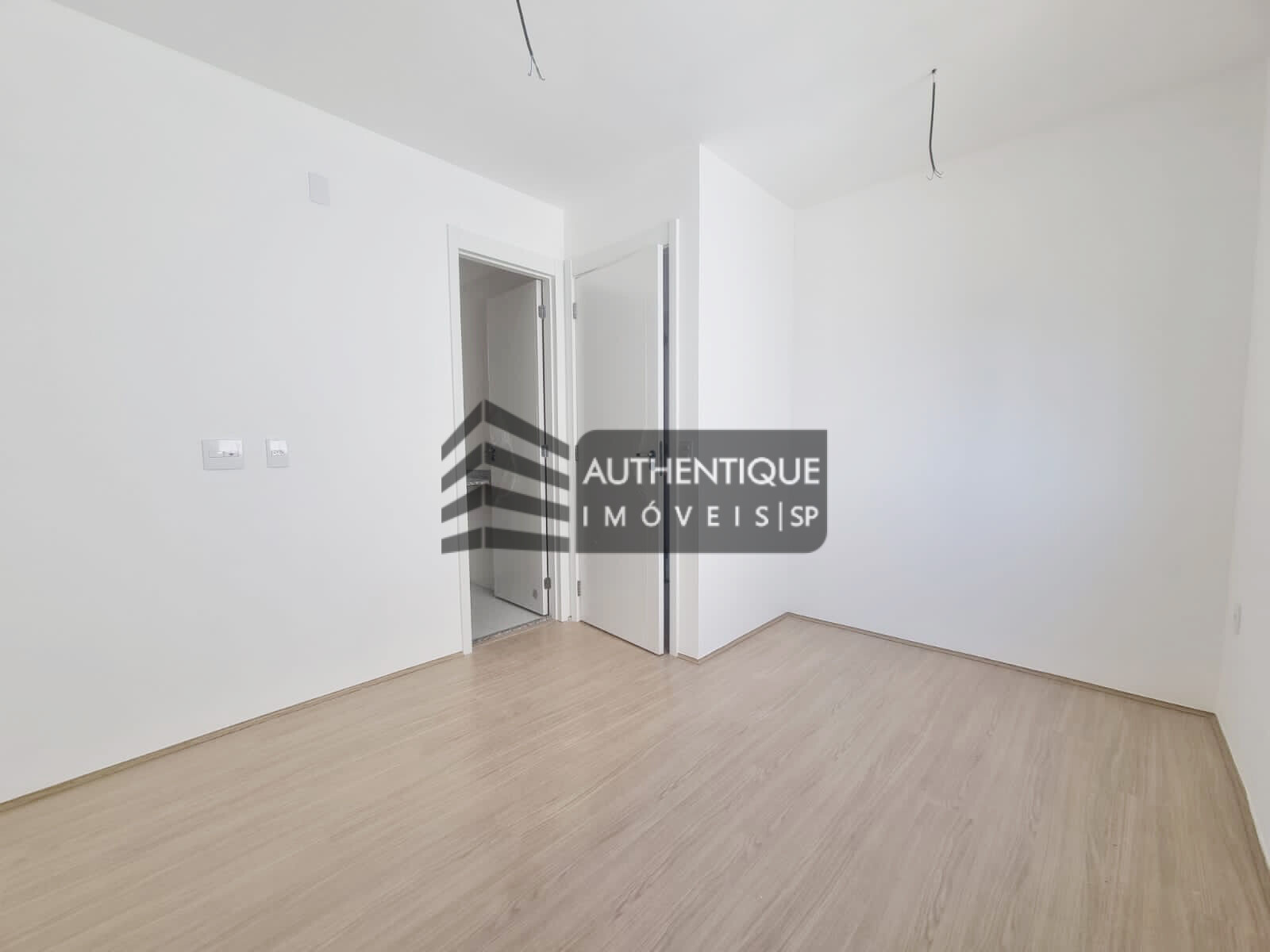 Apartamento à venda com 2 quartos, 66m² - Foto 26