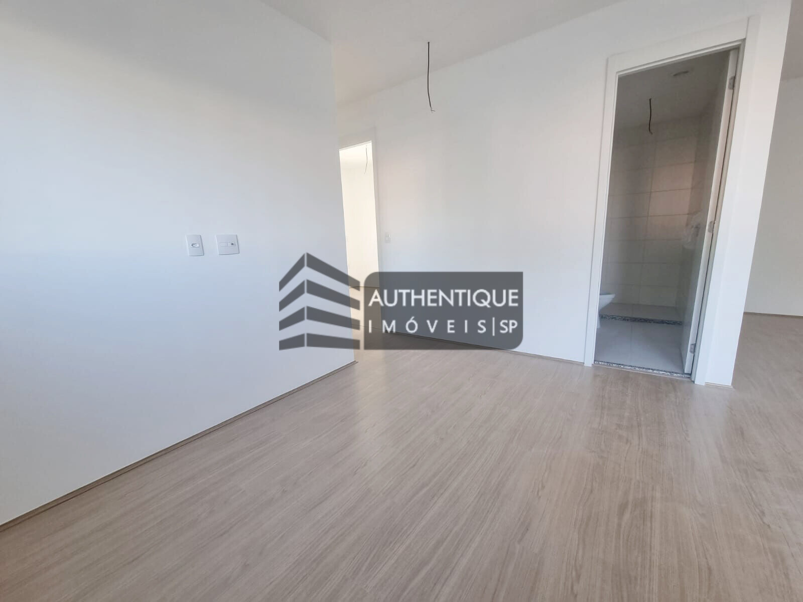 Apartamento à venda com 2 quartos, 66m² - Foto 7