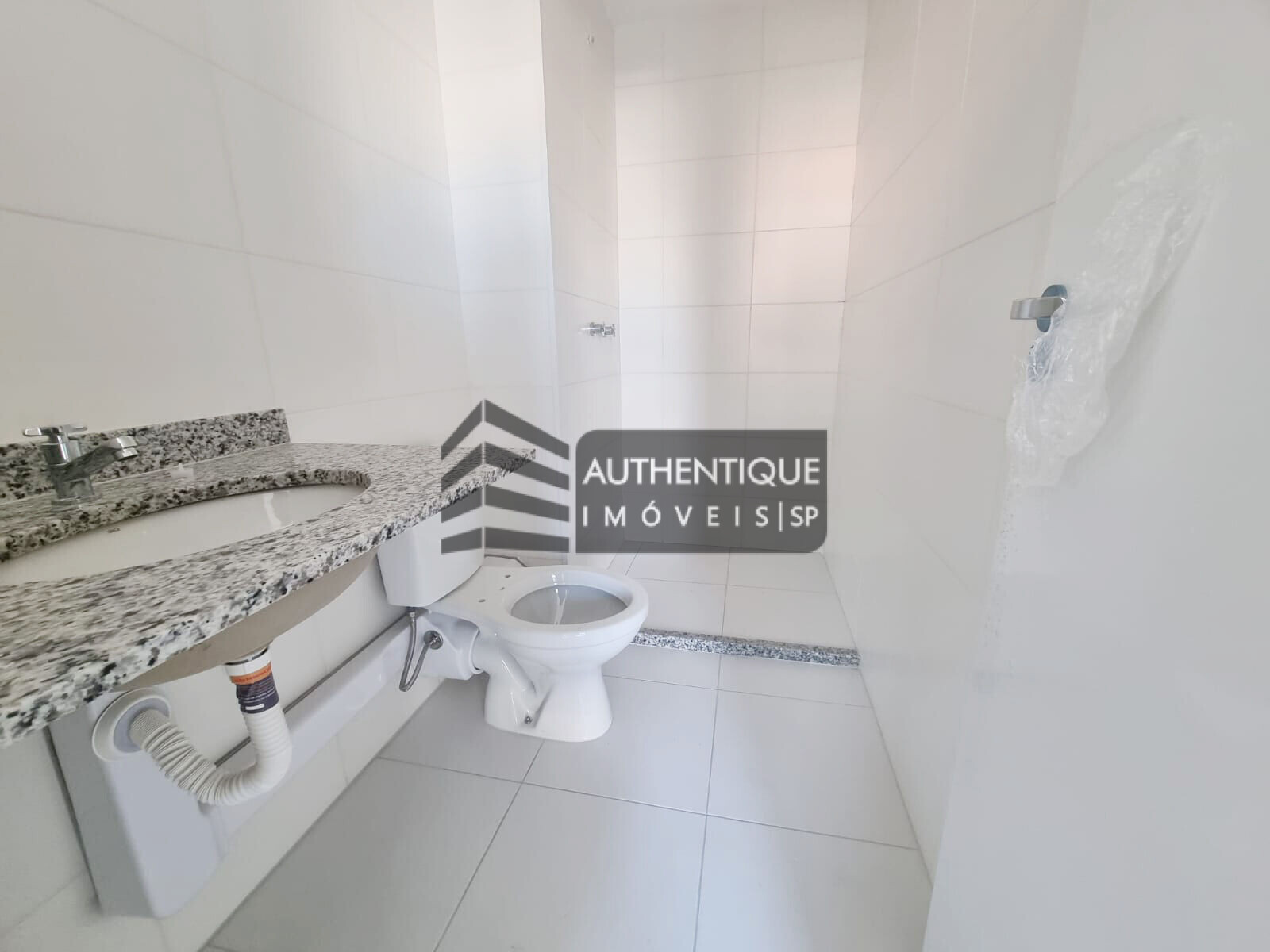 Apartamento à venda com 2 quartos, 66m² - Foto 13