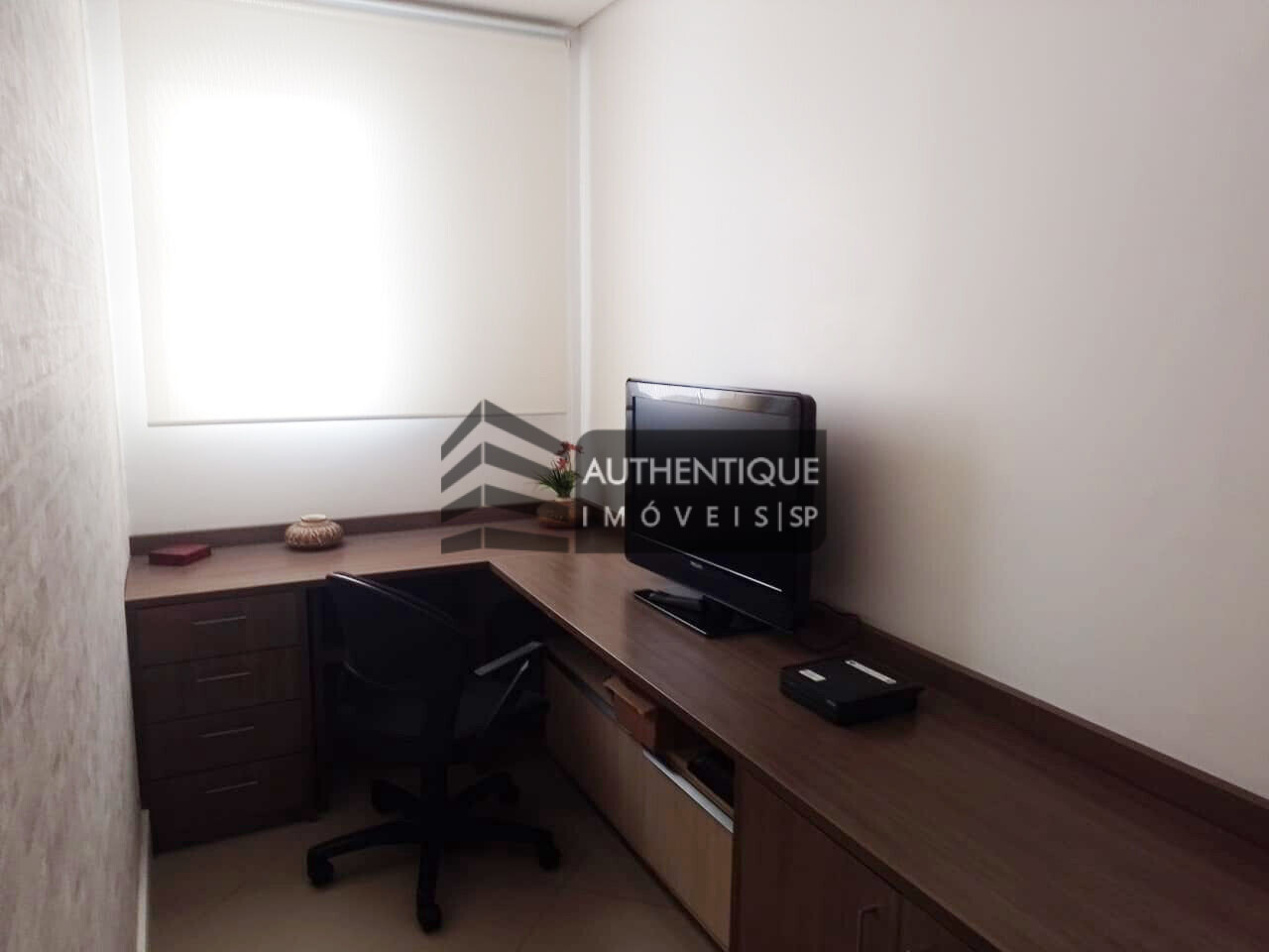 Apartamento à venda com 3 quartos, 107m² - Foto 31