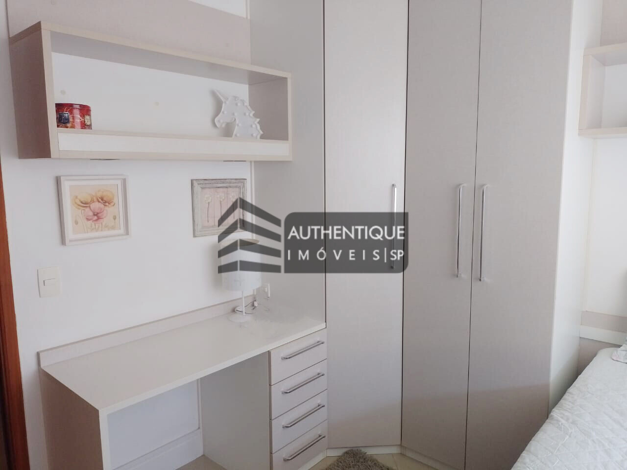 Apartamento à venda com 3 quartos, 107m² - Foto 11