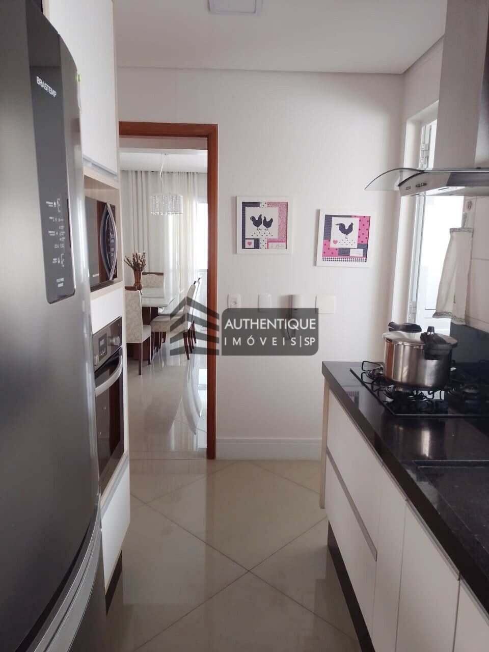 Apartamento à venda com 3 quartos, 107m² - Foto 10