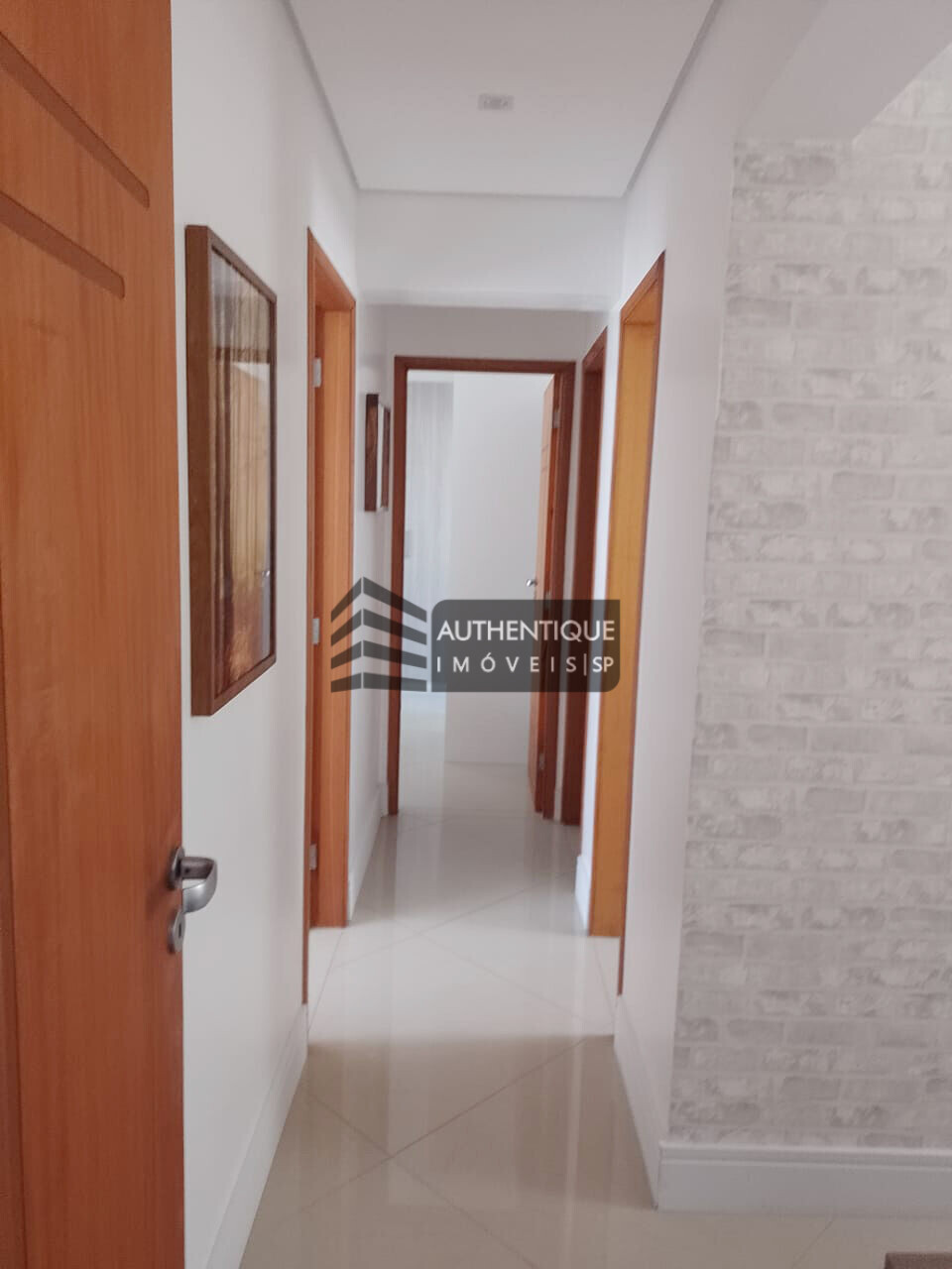 Apartamento à venda com 3 quartos, 107m² - Foto 7