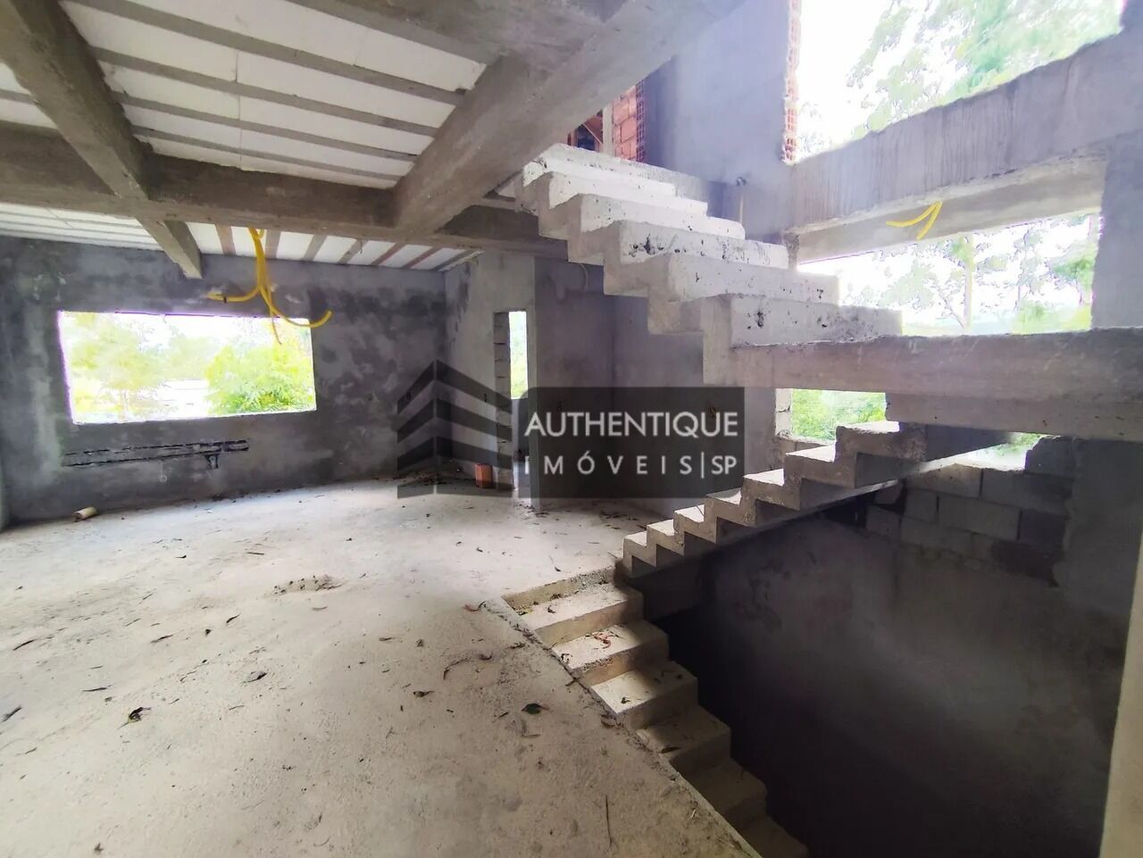 Casa de Condomínio à venda com 4 quartos, 312m² - Foto 12