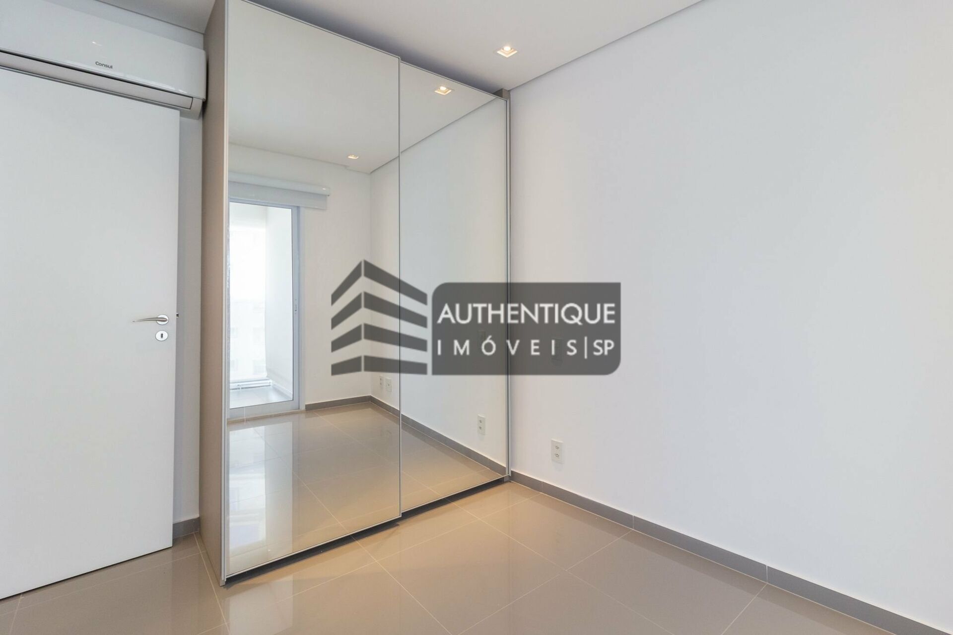 Apartamento à venda com 1 quarto, 49m² - Foto 46